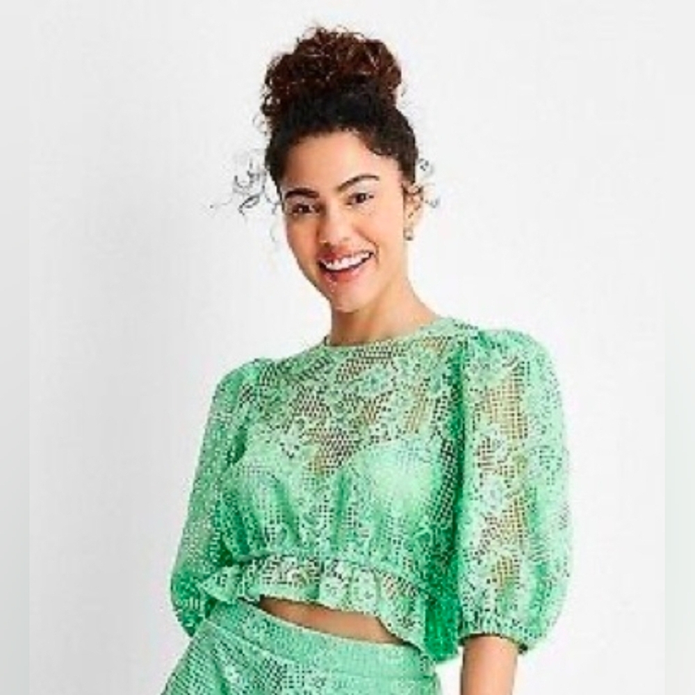 Future Collective Gabriella Karefa-Johnson Green Bohemian Lace Crop Top 4x